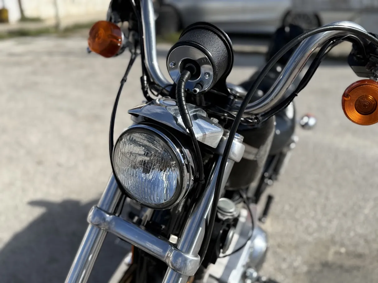 1994 Harley Davidson 883 Sportster, motorcycle detail photo 3, for sale in San Antonio