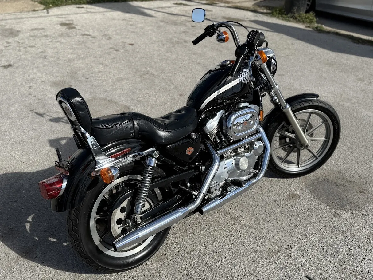 1994 Harley Davidson 883 Sportster, motorcycle detail photo 9, for sale in San Antonio