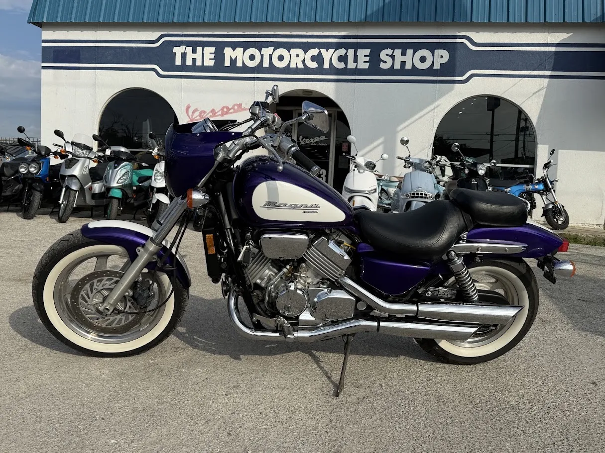 1995 Honda VF750 Magna, motorcycle detail photo 6, for sale in San Antonio
