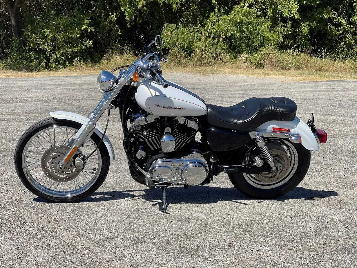 2007 Harley Davidson XL1200 Custom, motorcycle detail photo 12, for sale in San Antonio