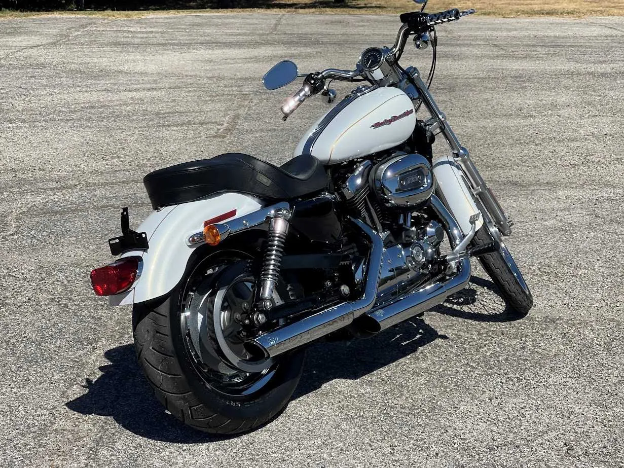 2007 Harley Davidson XL1200 Custom, motorcycle detail photo 4, for sale in San Antonio