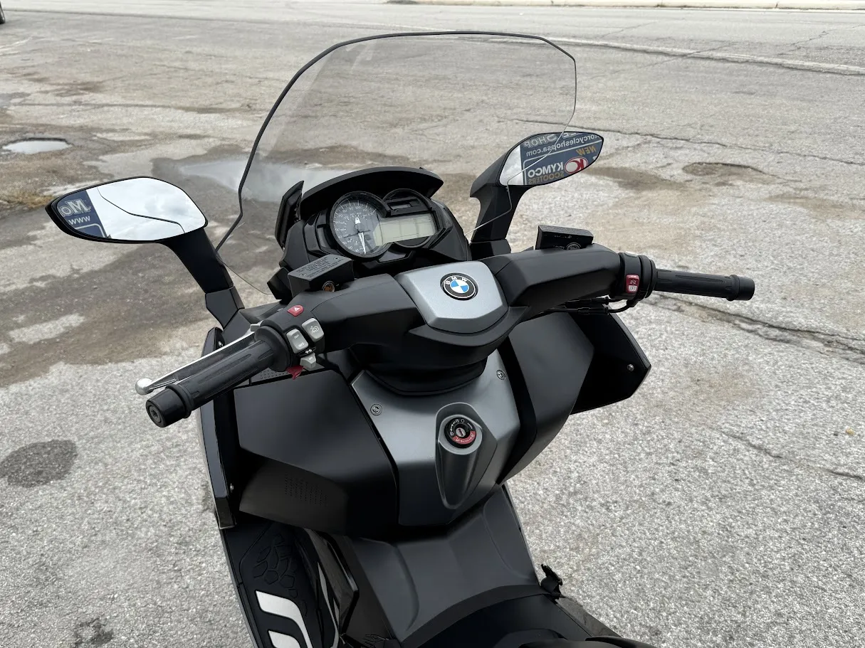 2014 BMW C650GT, motorcycle detail photo 3, for sale in San Antonio