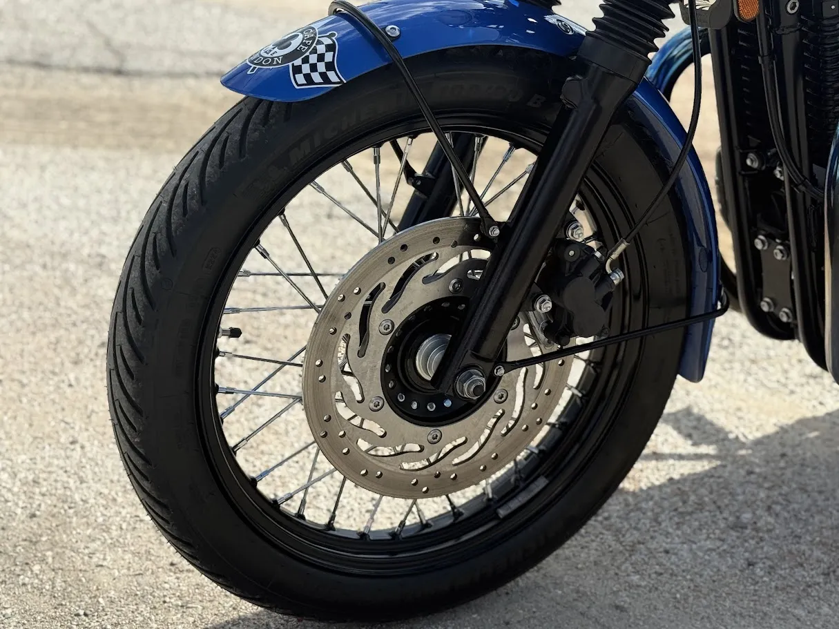 2015 Triumph T214 “Special Edition” Bonneville 900, motorcycle detail photo 12, for sale in San Antonio