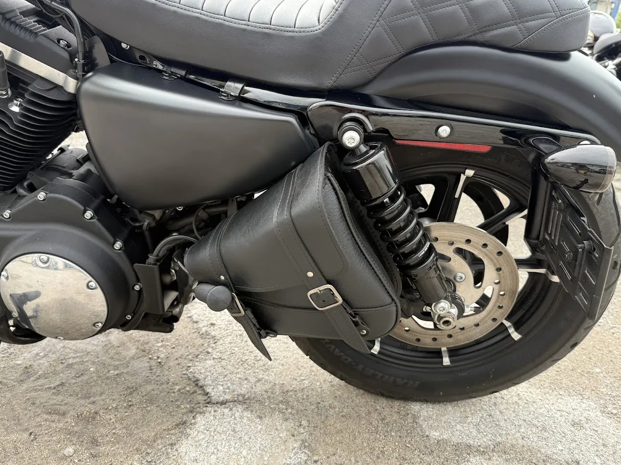 2016 Harley Davidson 883 Sportster “Iron Edition”, motorcycle detail photo 2, for sale in San Antonio
