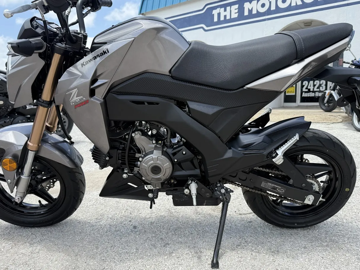 2017 Kawasaki Z125, motorcycle detail photo 2, for sale in San Antonio