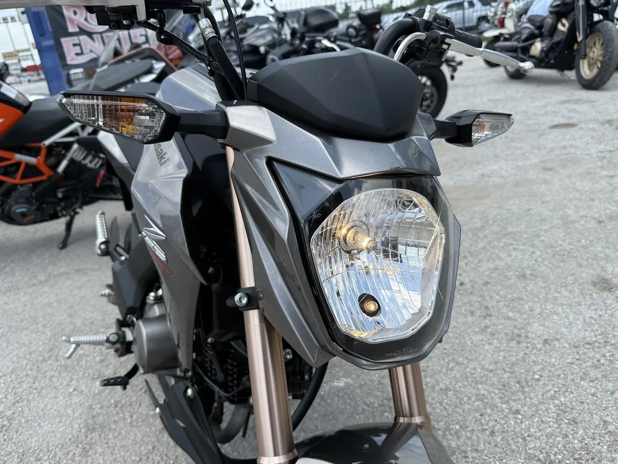 2017 Kawasaki Z125, motorcycle detail photo 5, for sale in San Antonio