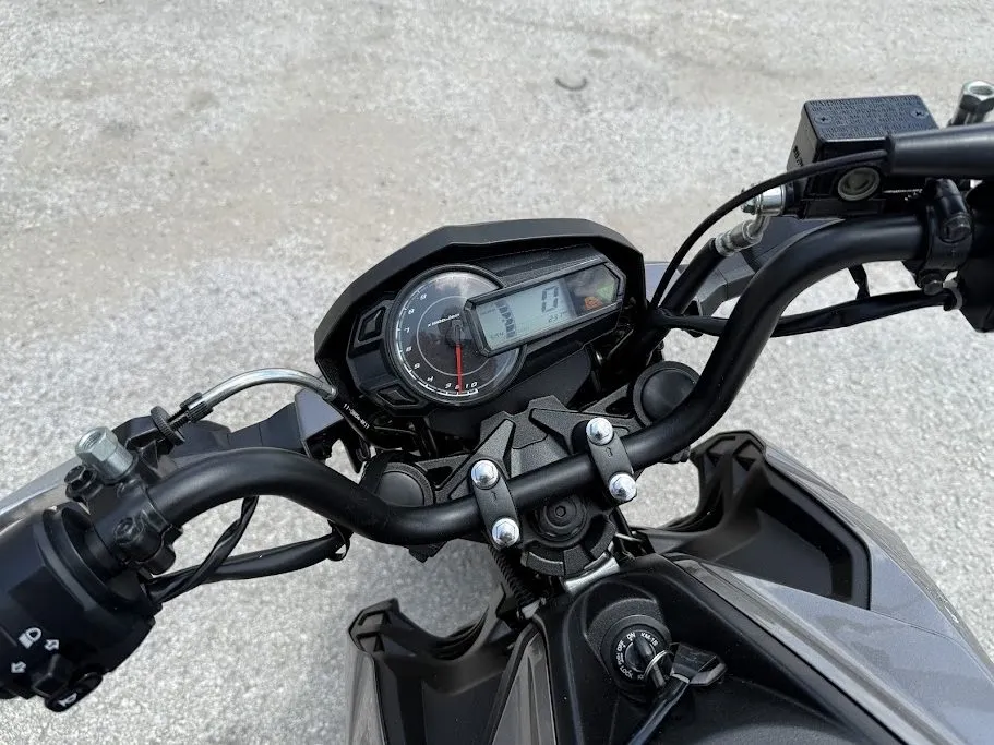 2017 Kawasaki Z125, motorcycle detail photo 9, for sale in San Antonio