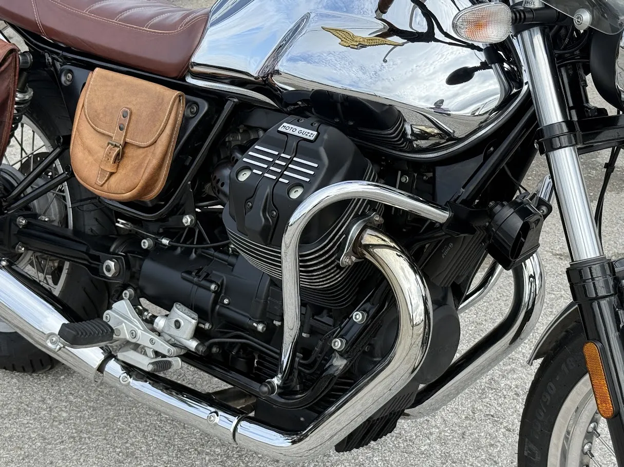 2017 Moto Guzzi V7 50th Anniversary Edition, motorcycle detail photo 18, for sale in San Antonio