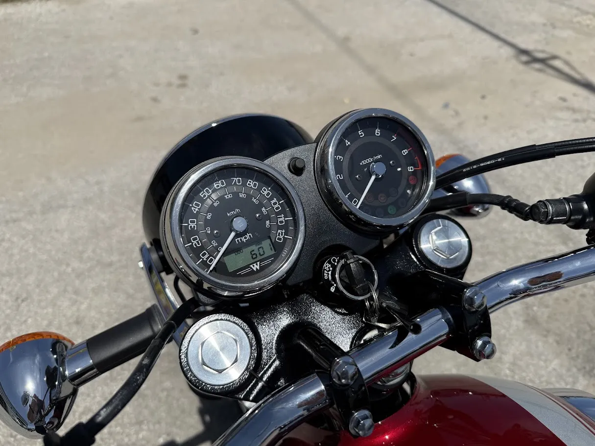 2020 Kawasaki W800, motorcycle detail photo 12, for sale in San Antonio