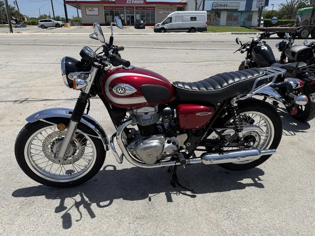 2020 Kawasaki W800, motorcycle detail photo 5, for sale in San Antonio