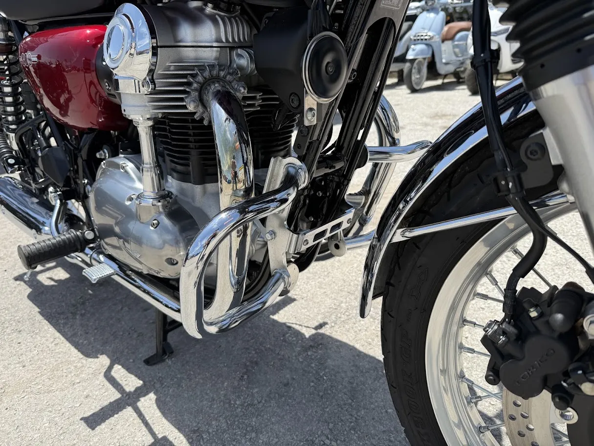 2020 Kawasaki W800, motorcycle detail photo 10, for sale in San Antonio