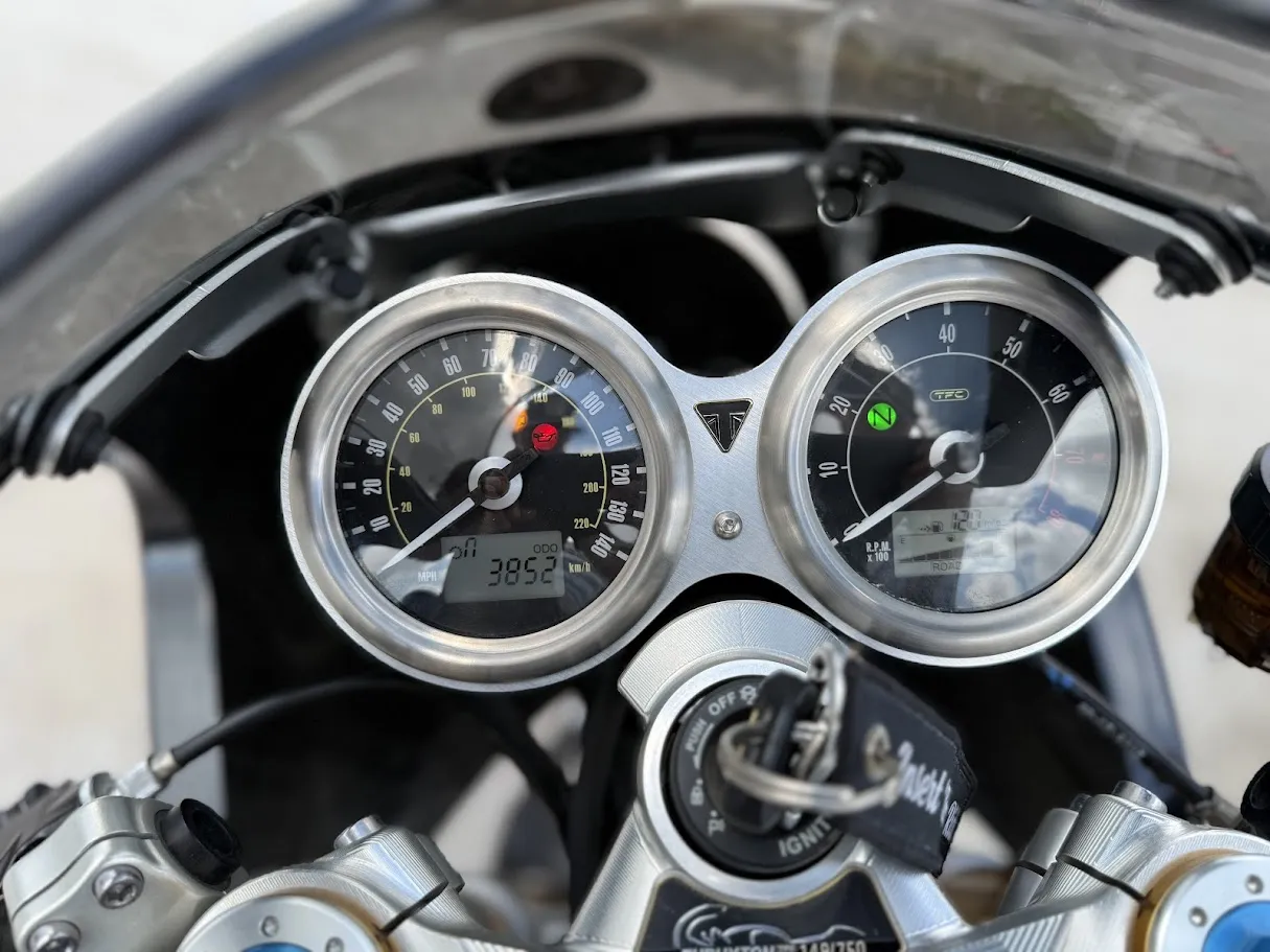 2020 Triumph Thruxton 1200 TFC “Special Edition”, motorcycle detail photo 6, for sale in San Antonio
