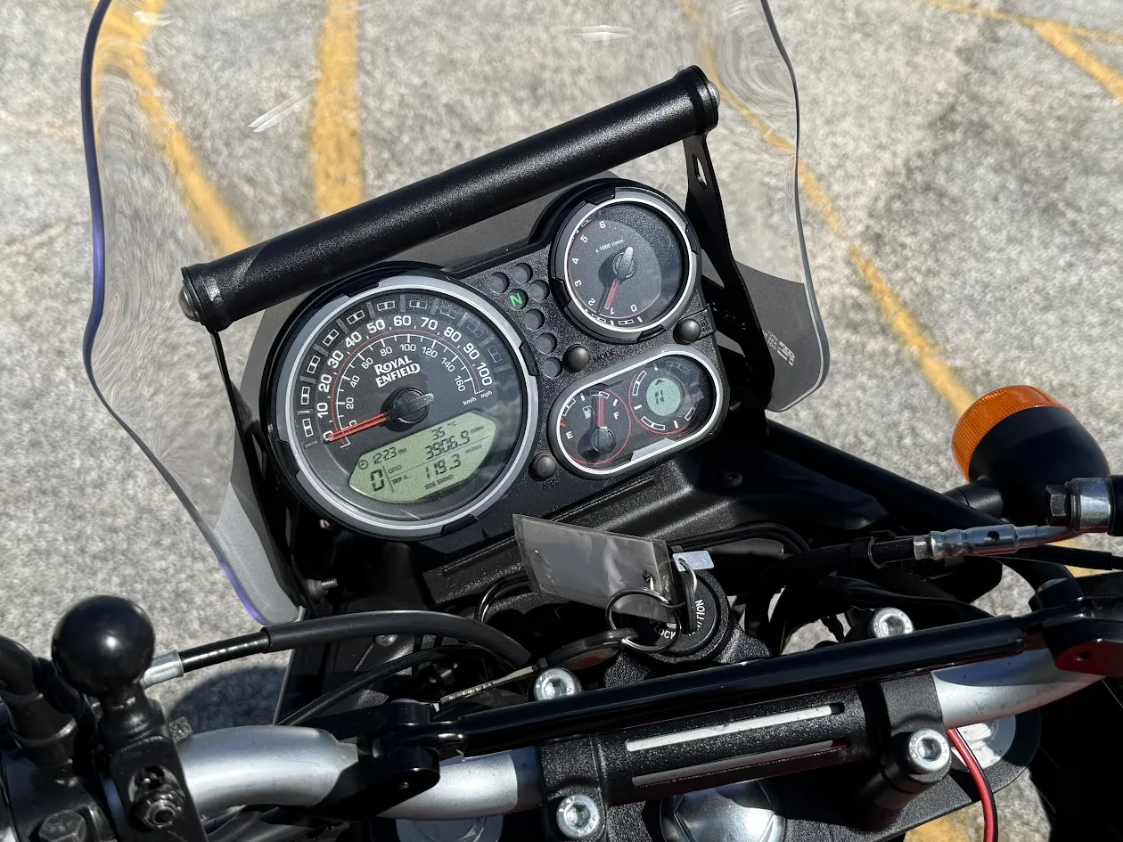 2021 Royal Enfield Himalayan 411 LOW MILES, motorcycle detail photo 13, for sale in San Antonio