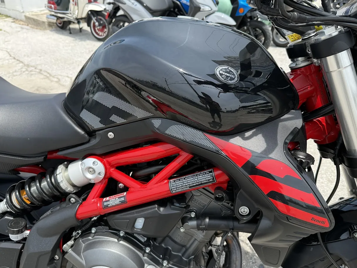 2022 Benelli 302S, motorcycle detail photo 9, for sale in San Antonio