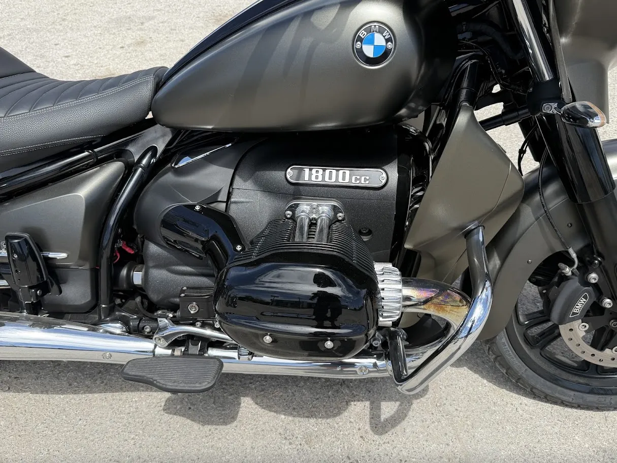 2022 BMW R1800B TOUR, motorcycle detail photo 13, for sale in San Antonio