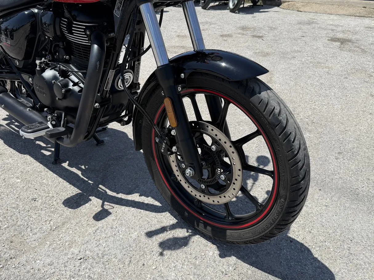 2022 Royal Enfield Meteor 350 Fireball Red, motorcycle detail photo 8, for sale in San Antonio