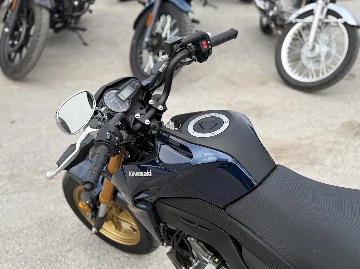 2023 Kawasaki Z125, motorcycle detail photo 8, for sale in San Antonio