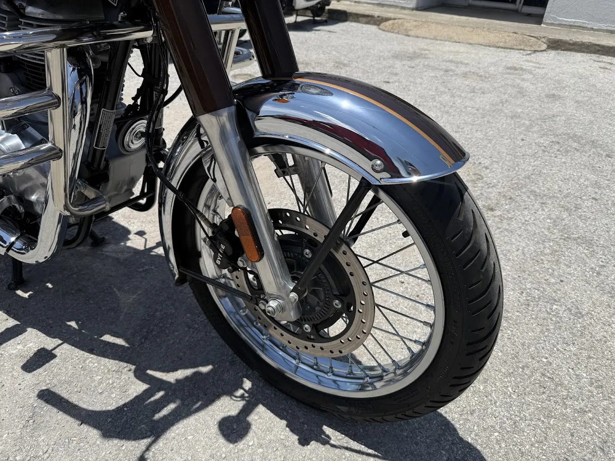 2023 Royal Enfield Classic 350 Chrome, motorcycle detail photo 12, for sale in San Antonio