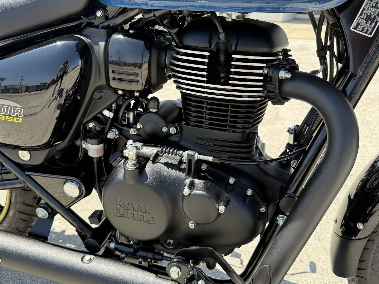 2023 Royal Enfield Meteor 350 Fireball Blue, motorcycle detail photo 12, for sale in San Antonio