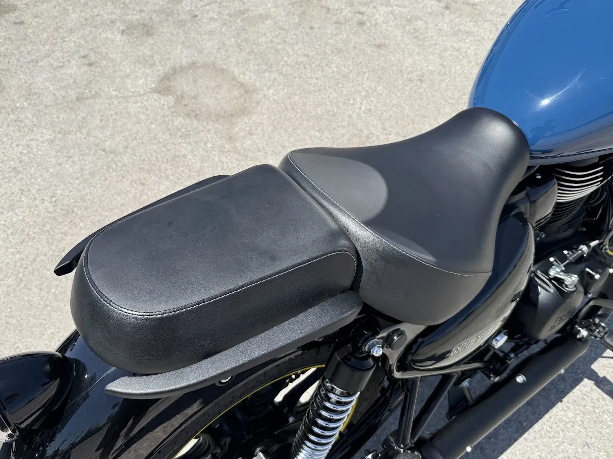 2023 Royal Enfield Meteor 350 Fireball Blue, motorcycle detail photo 8, for sale in San Antonio