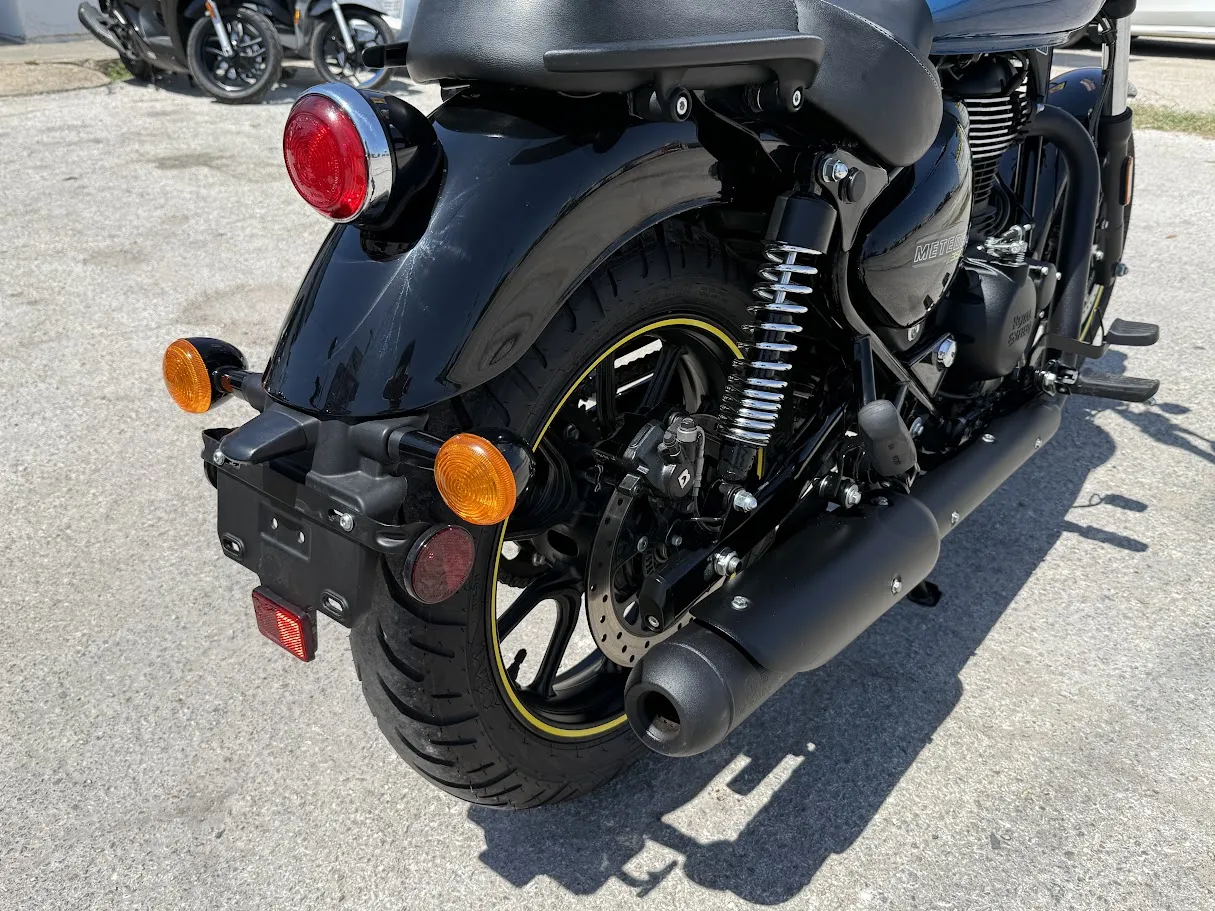 2023 Royal Enfield Meteor 350 Fireball Blue, motorcycle detail photo 9, for sale in San Antonio