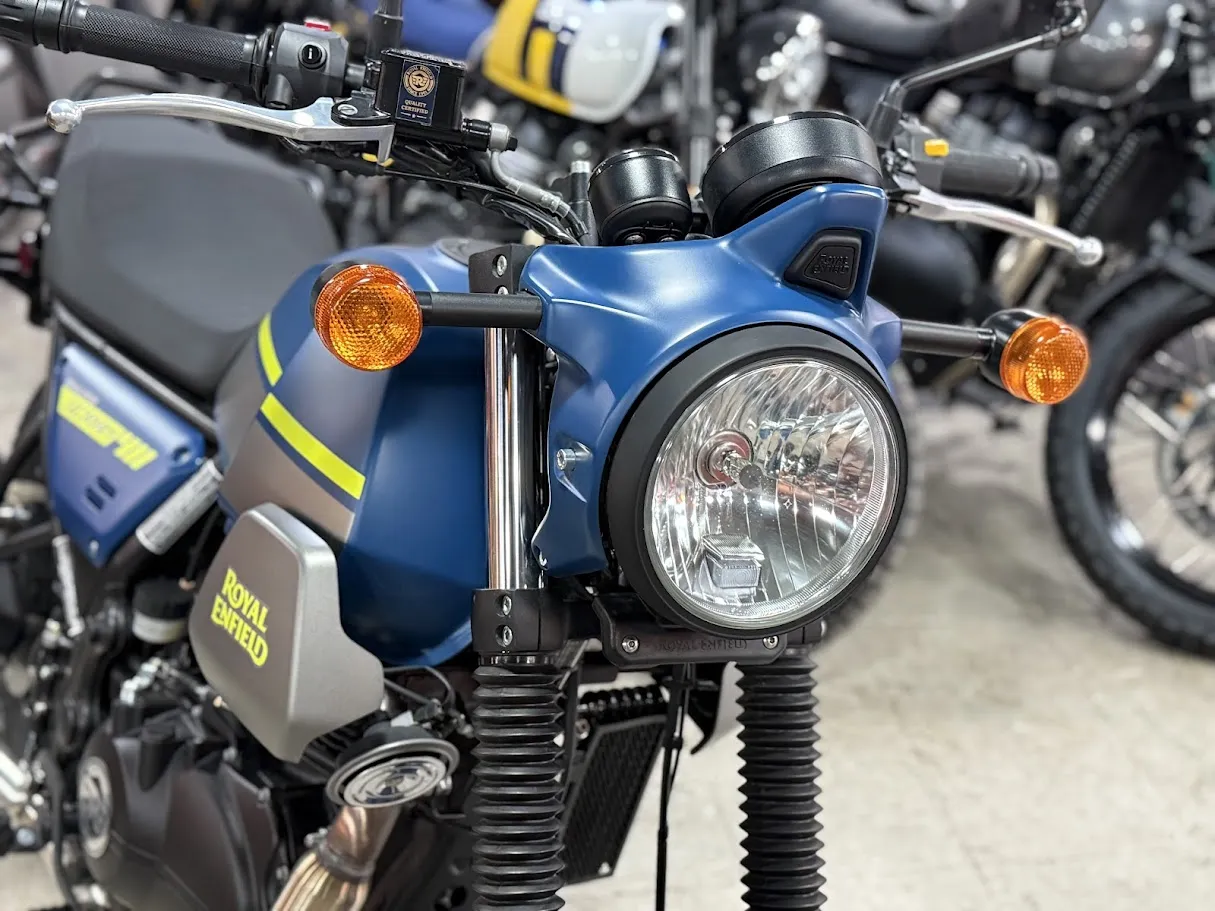 New 2023 Royal Enfield Last New   Scram 411 in stock color, side profile, at The Motorcycle Shop San Antonio