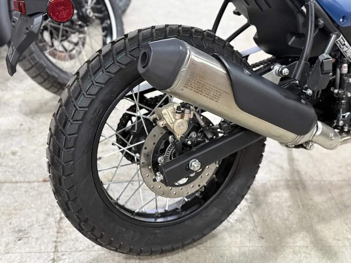 2023 Royal Enfield Last New Scram 411, motorcycle detail photo 3, for sale in San Antonio