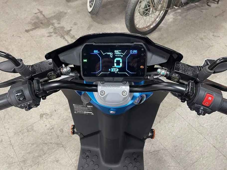 2022 Piaggio 1 Active Electric Scooter $1000 OFF MSRP!, motorcycle detail photo 6, for sale in San Antonio