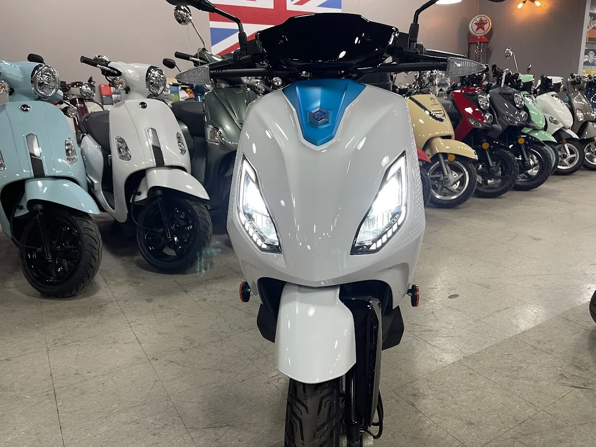 2022 Piaggio 1 Active Electric Scooter $1000 OFF MSRP!, motorcycle detail photo 8, for sale in San Antonio