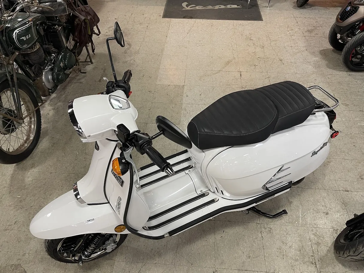 2022 Royal Alloy 300 $700 OFF MSRP!, motorcycle detail photo 5, for sale in San Antonio