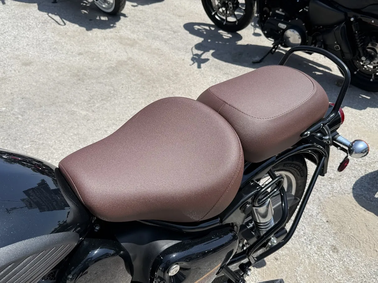 2024 Royal Enfield Classic 350 SALE, motorcycle detail photo 2, for sale in San Antonio
