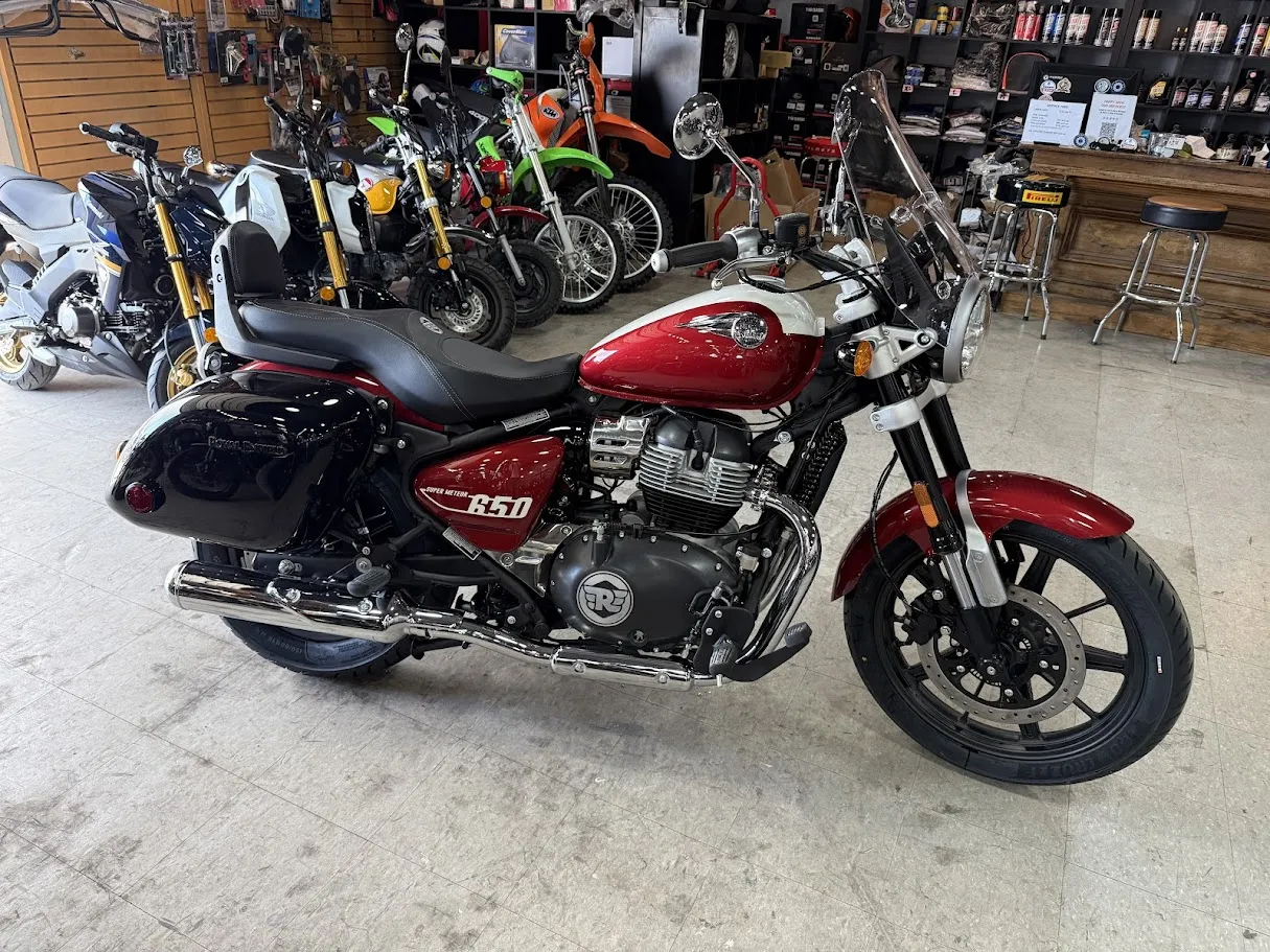 New 2024 Royal Enfield Super Meteor 650 Now comes with the full touring kit! in stock color, side profile, at The Motorcycle Shop San Antonio