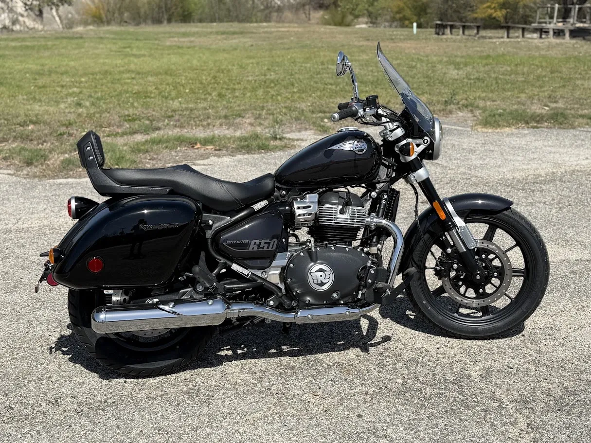 2024 Royal Enfield Super Meteor 650 Now comes with the full touring kit!, motorcycle detail photo 2, for sale in San Antonio