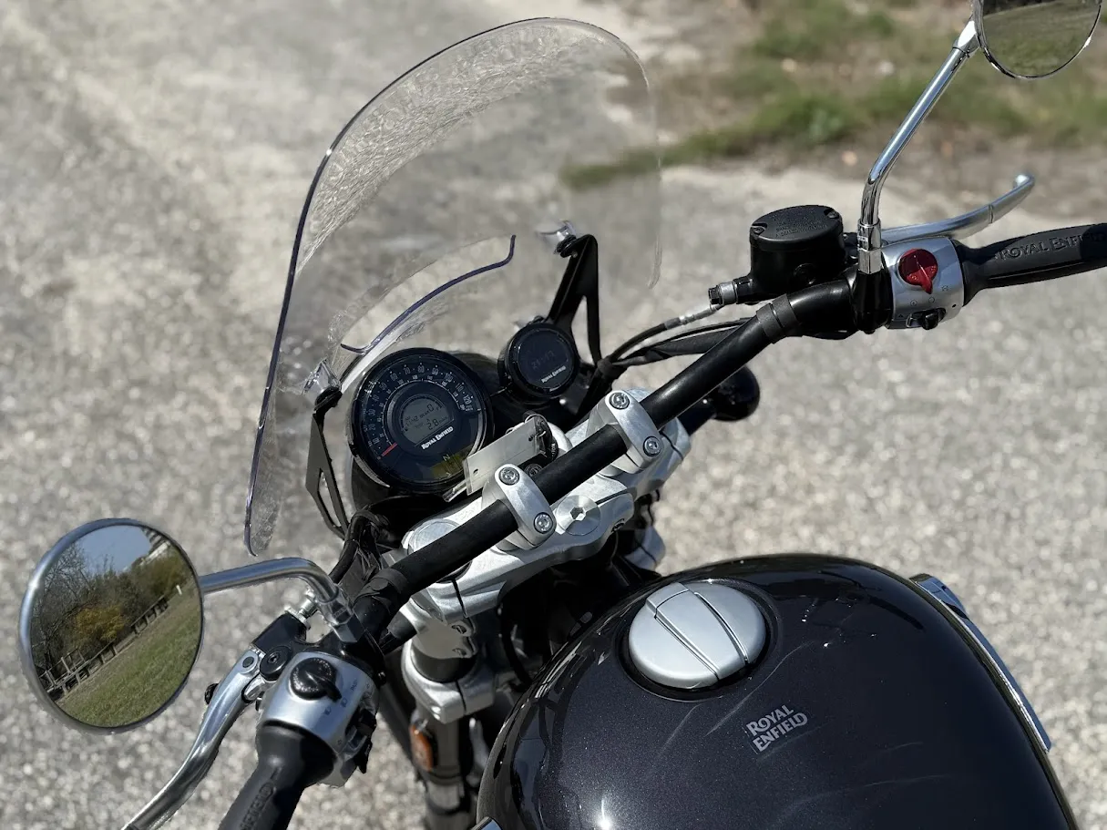 2024 Royal Enfield Super Meteor 650 Now comes with the full touring kit!, motorcycle detail photo 4, for sale in San Antonio
