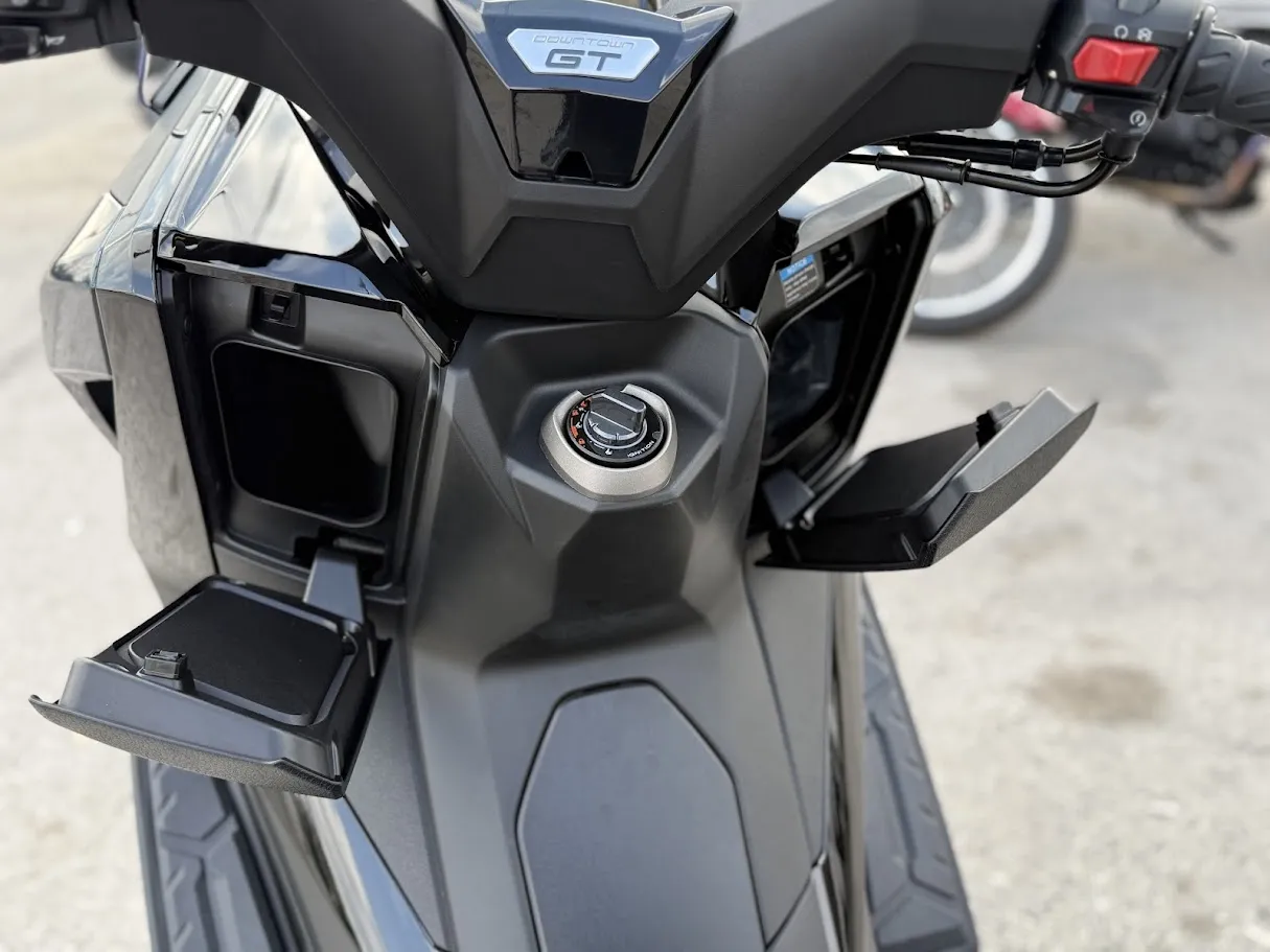 2026 Kymco Downtown 125i, motorcycle detail photo 2, for sale in San Antonio