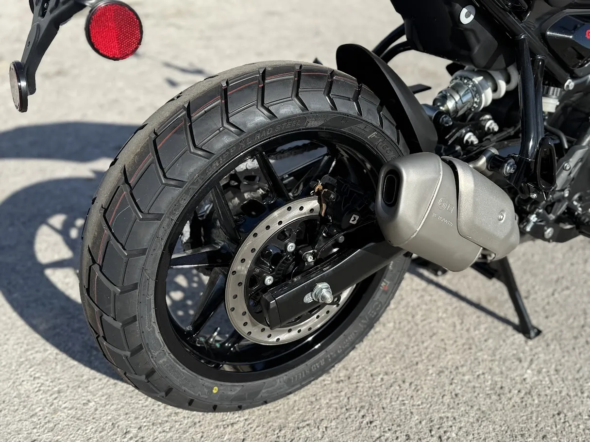 2026 Royal Enfield Guerrilla 450 NOW in STOCK!, motorcycle detail photo 16, for sale in San Antonio