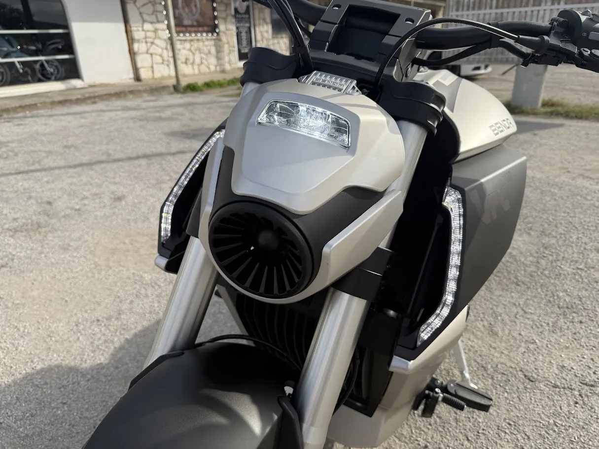 Benda LFC700, motorcycle detail photo 5, for sale in San Antonio