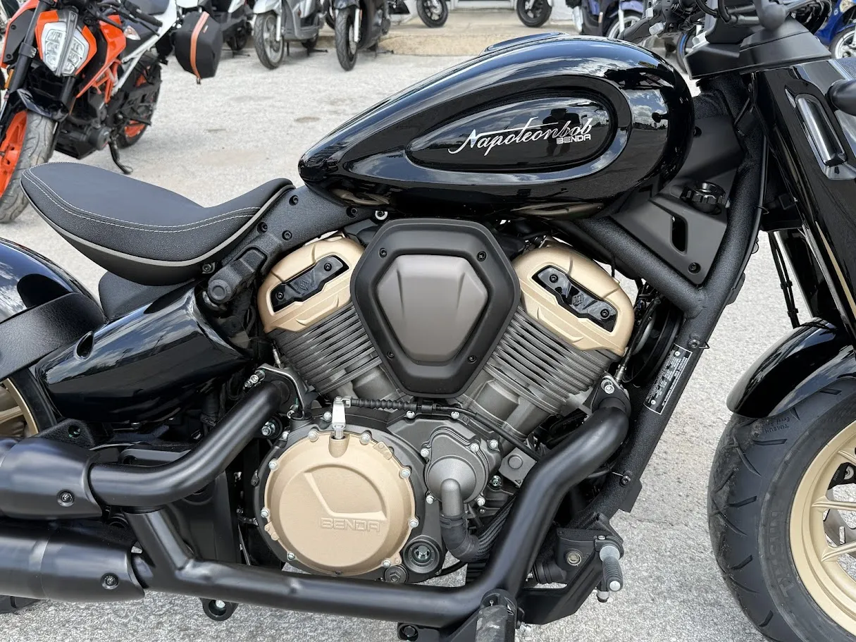 Benda Napoleon Bob 500, motorcycle detail photo 14, for sale in San Antonio