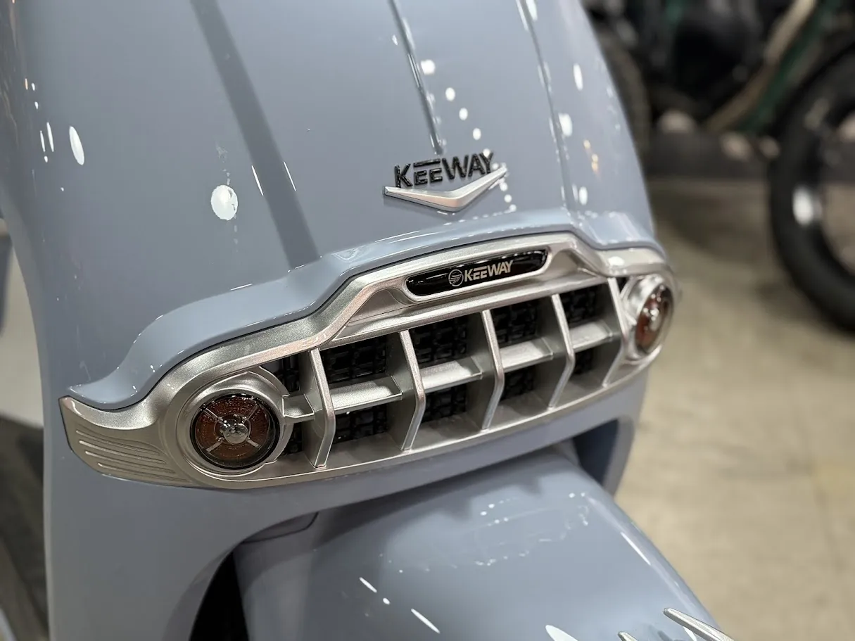Keeway Sixties 300i, motorcycle detail photo 8, for sale in San Antonio