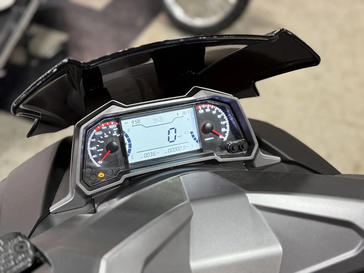 Keeway Vieste 200, motorcycle detail photo 11, for sale in San Antonio