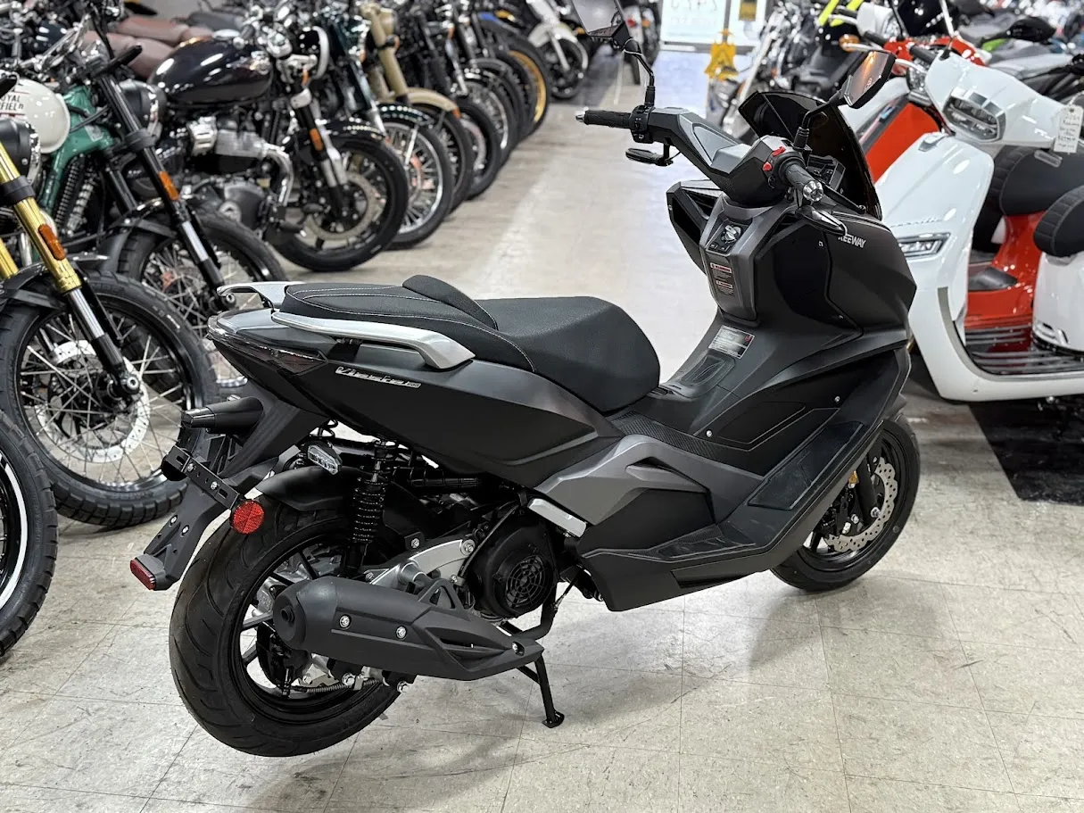 Keeway Vieste 200, motorcycle detail photo 9, for sale in San Antonio
