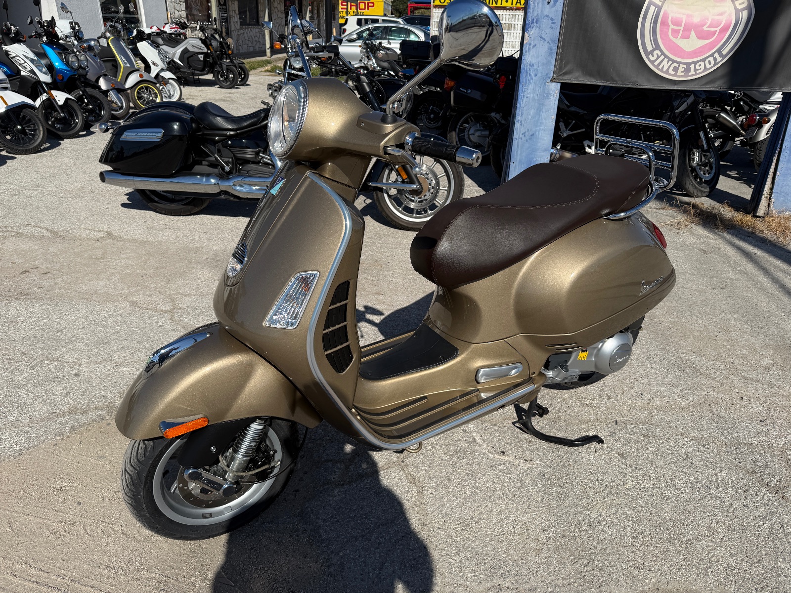 2013 Vespa GTS300, listing photo 9 at The Motorcycle Shop