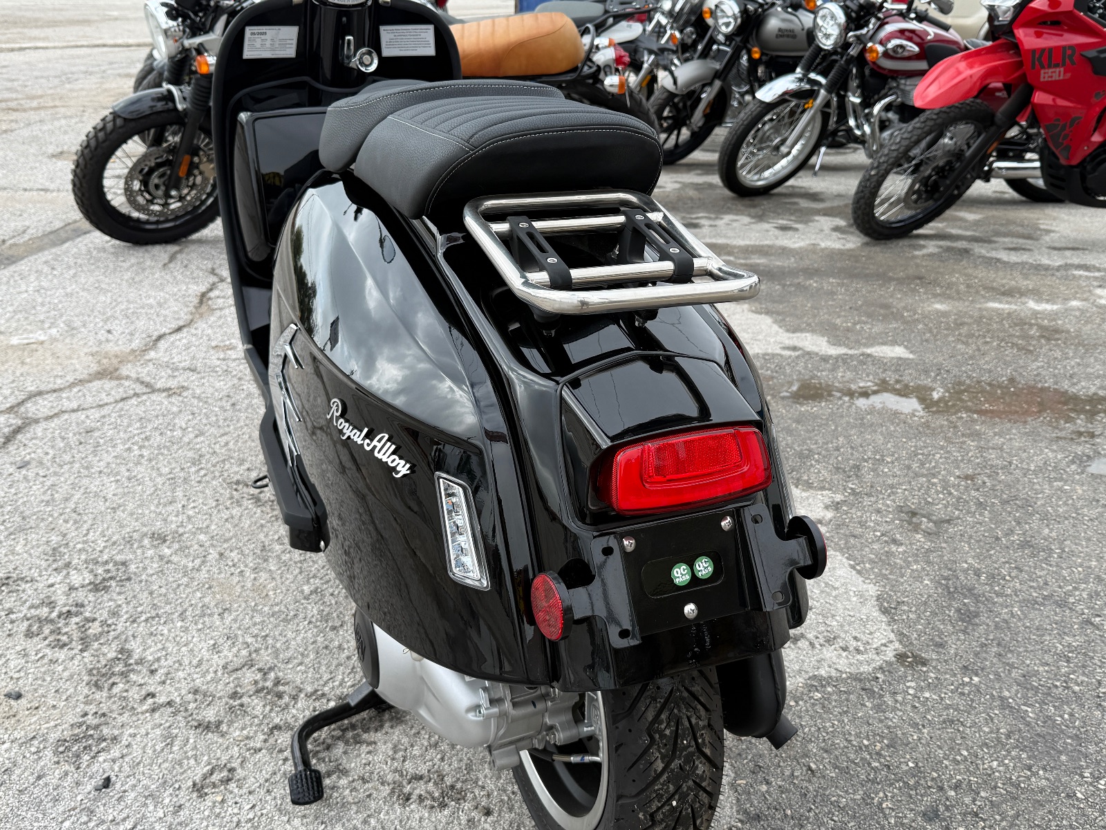 2025 Royal Alloy Grand Prix 300 s
Enjoy a truly authentic retro scooter that is made of steel! This 300 cc powerhouse, listing photo 13 at The Motorcycle Shop