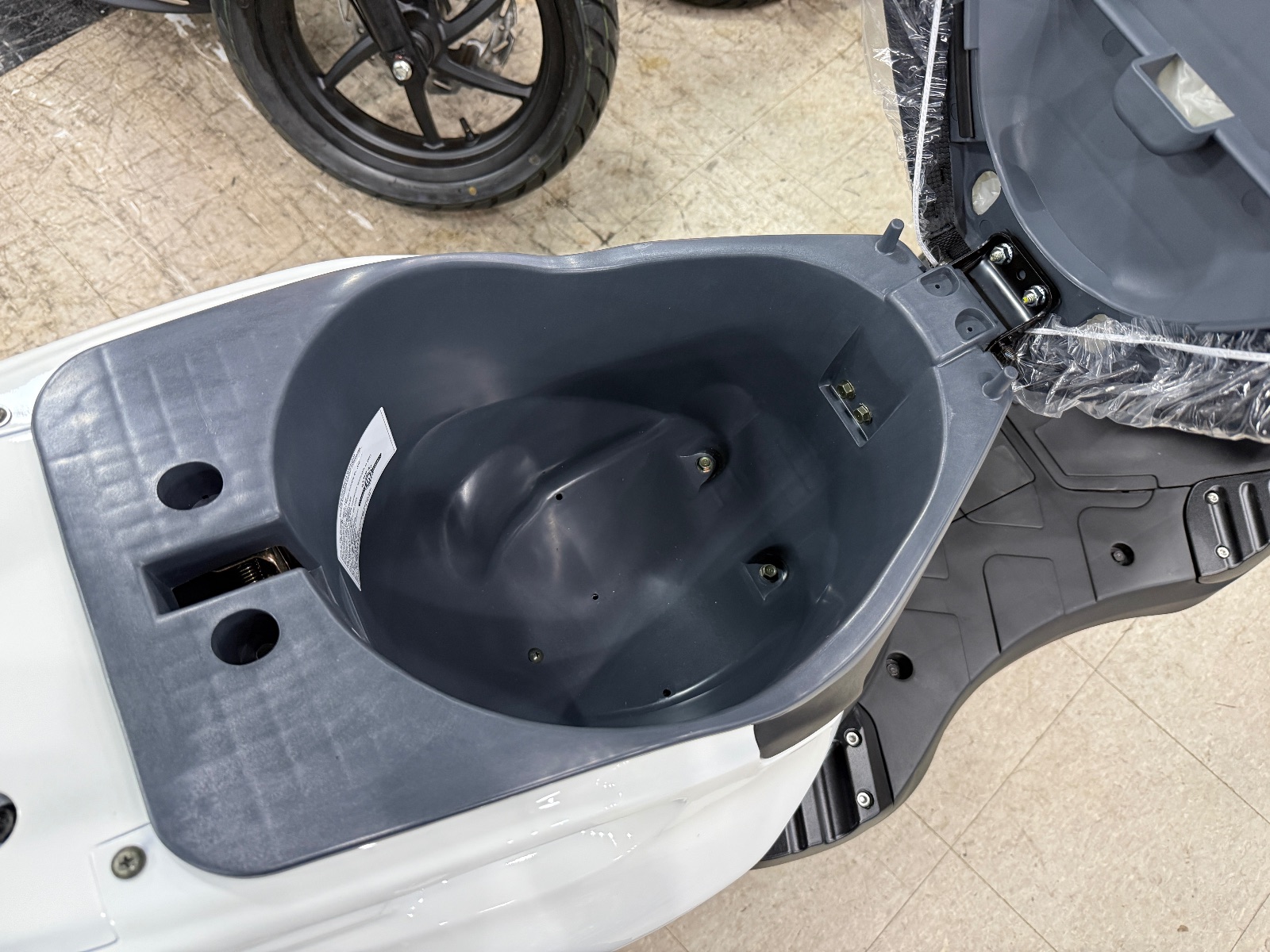 2027 Genuine Scooter Rough House 50, listing photo 13 at The Motorcycle Shop