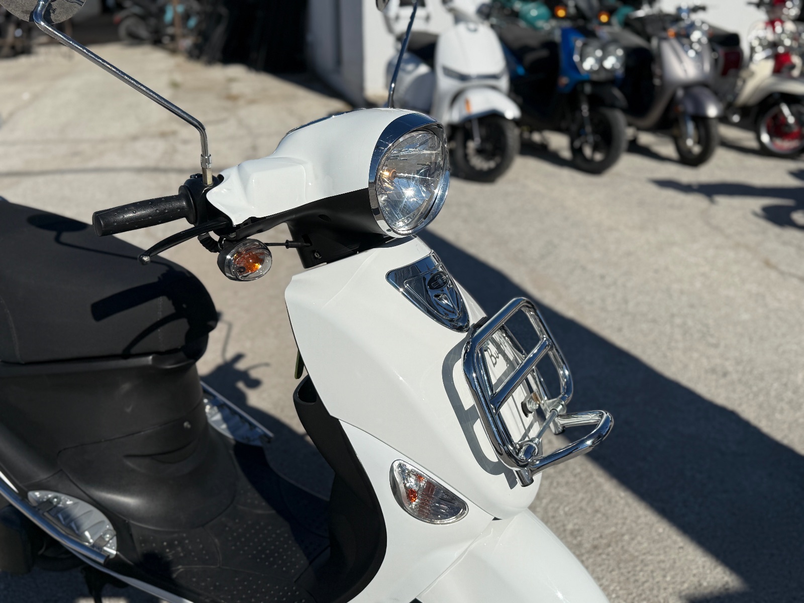 2009 Genuine Scooter Buddy 125, photo 2