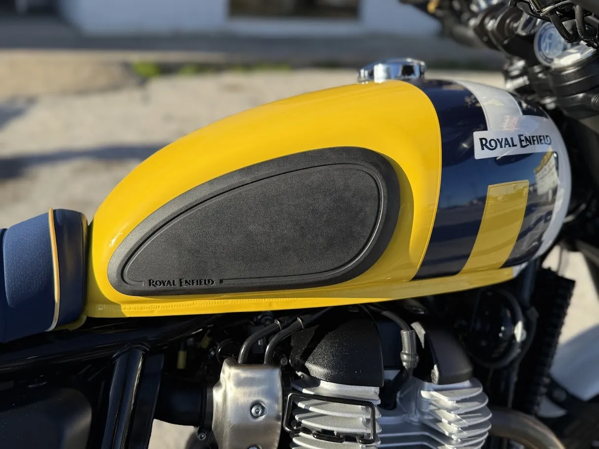 2025 Royal Enfield =SALE= Demo   Bear 650, motorcycle detail photo 3, for sale in San Antonio