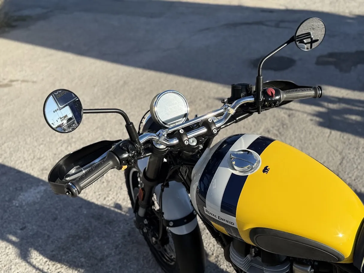 2025 Royal Enfield =SALE= Demo   Bear 650, motorcycle detail photo 8, for sale in San Antonio