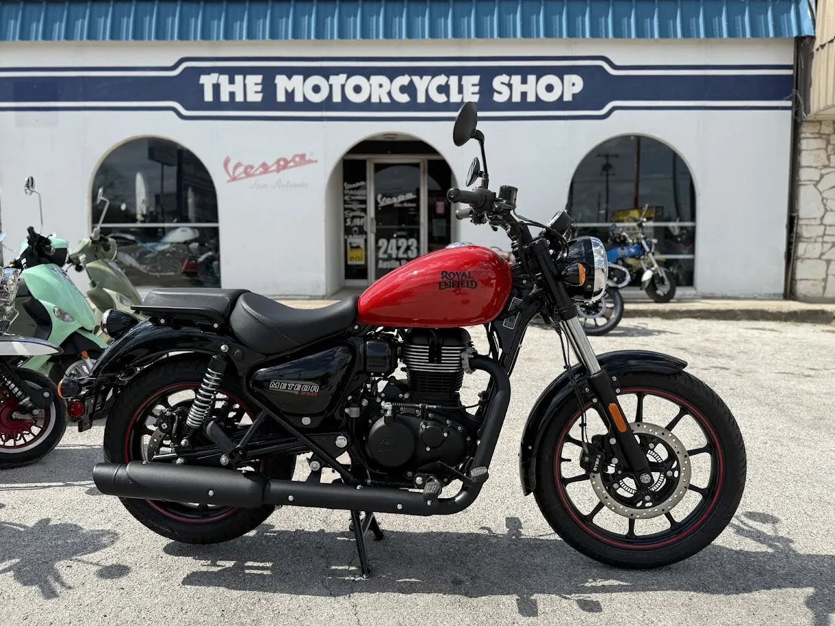 New 2024 Royal Enfield =Sale= New   Meteor 350 =SALE= in stock color, side profile, at The Motorcycle Shop San Antonio