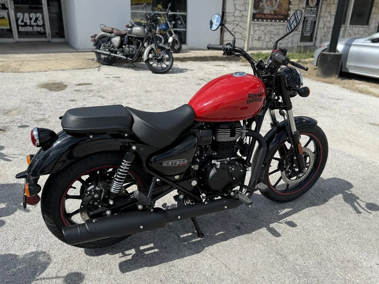 2024 Royal Enfield =Sale= New Meteor 350 =SALE=, motorcycle detail photo 12, for sale in San Antonio