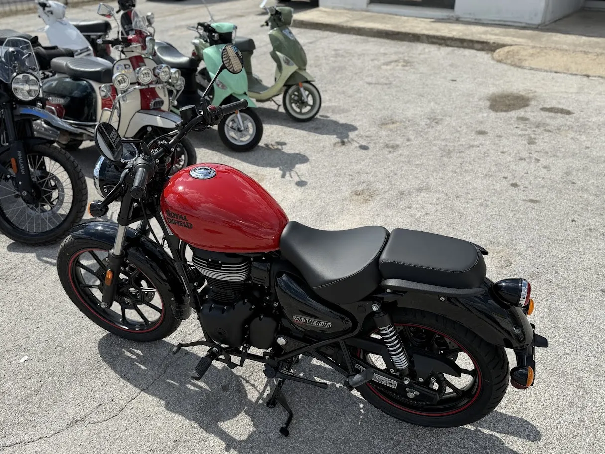 2024 Royal Enfield =Sale= New Meteor 350 =SALE=, motorcycle detail photo 4, for sale in San Antonio